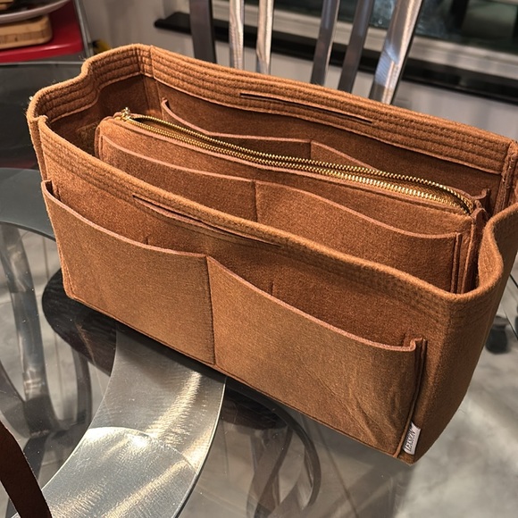 PATRICIA NASH BENVENUTO LARGE TOTE - Picture 11 of 16